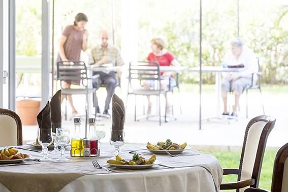 Salle de restaurant Résidence Hermès Saint Raphaël