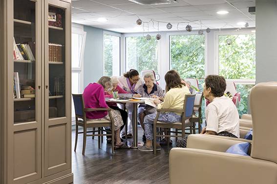 Des équipes à l'écoute des personnes âgées